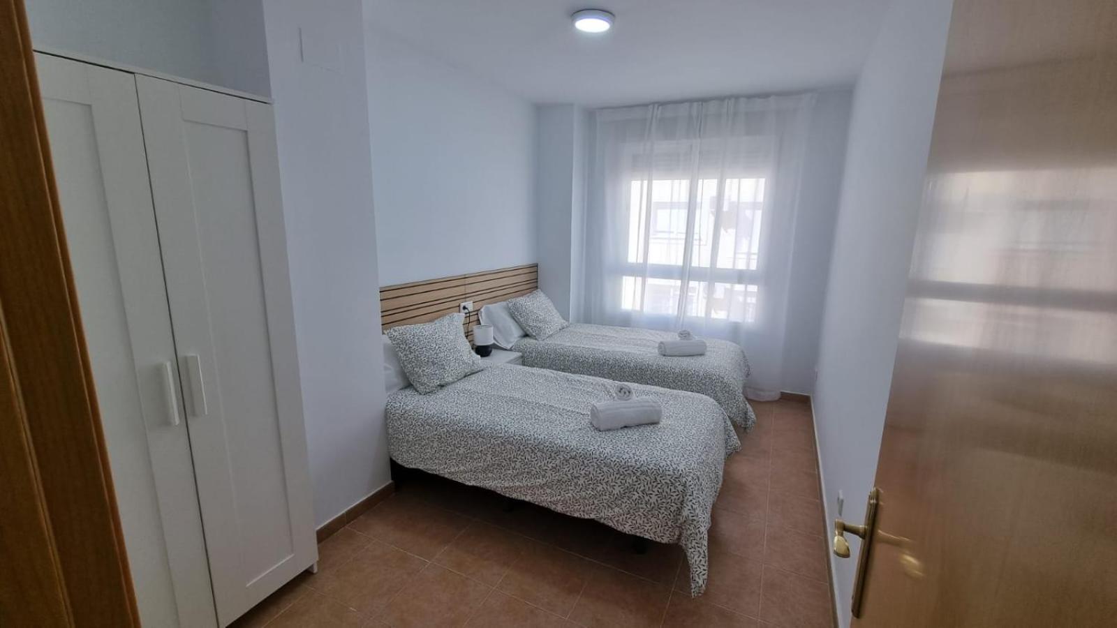 Moderno Apartamento 3 Dormitorios, Garaje Y Piscina La Algaba Exteriér fotografie